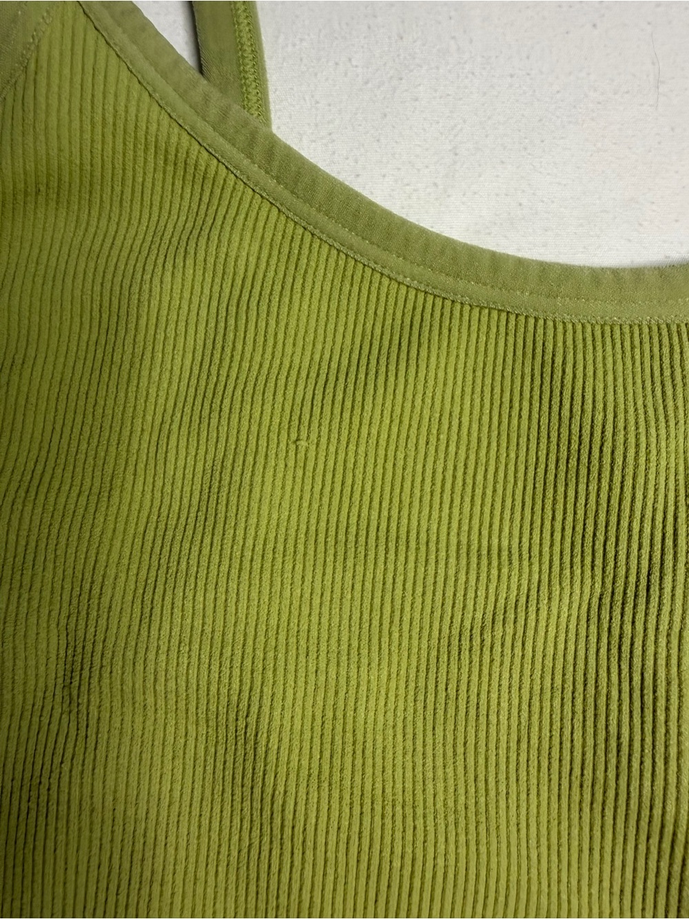Set Active Ribbed Scoop Top - Picture 3 of 6
